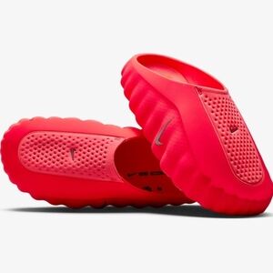 Nike Mind 001 Mens Pregame Mules Solar Red
